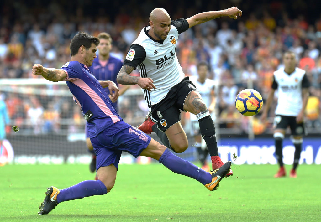 Thắng trận thứ 7 liên tiếp, Valencia bỏ xa Real Madrid 7 điểm